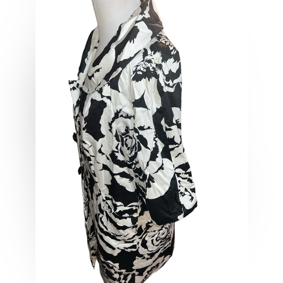 ECI NEW YORK | FLORAL POCKETED 3/4 SLEEVE BUTTON UP TRENCH COAT WOMENS SZ SMALL - Picture 7 of 9